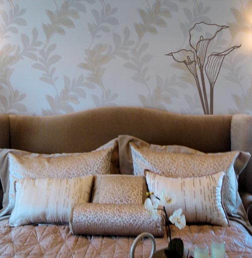 Woodcut Lily | Wall Decals