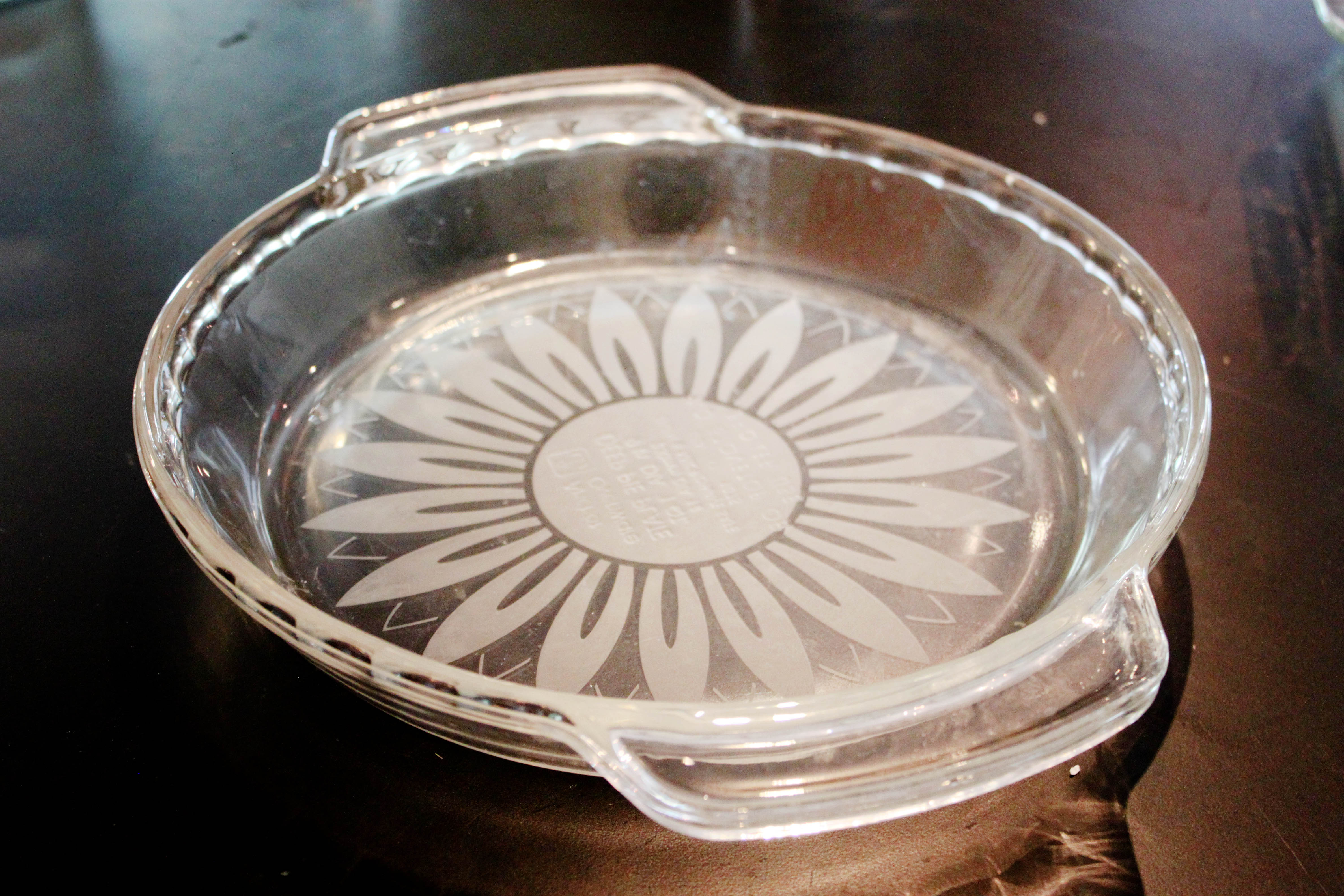 Sunflower Etching for 9" Glass Pie Pan