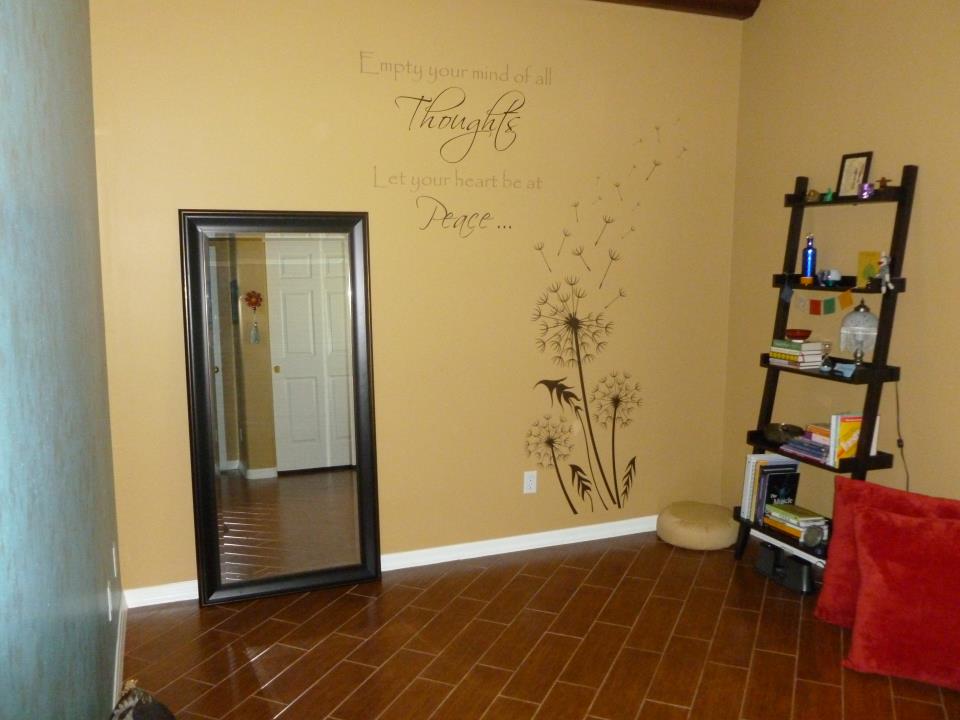 Empty your mind Wall Decals