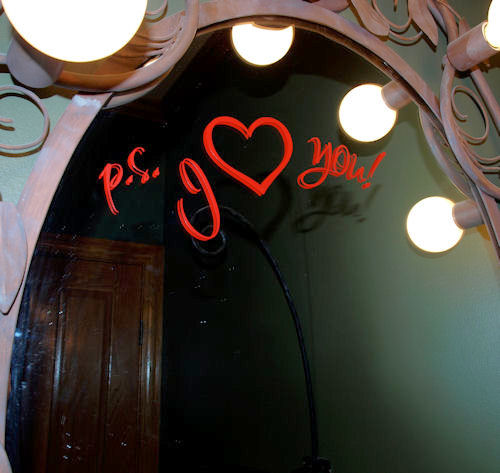Lipstick Love Notes Wall Decal